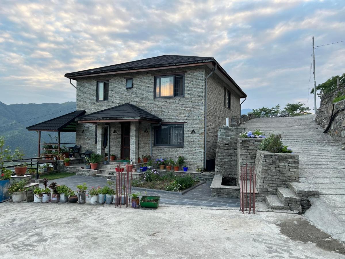 The North Face Inn'S Homestay Pokhara Exterior photo