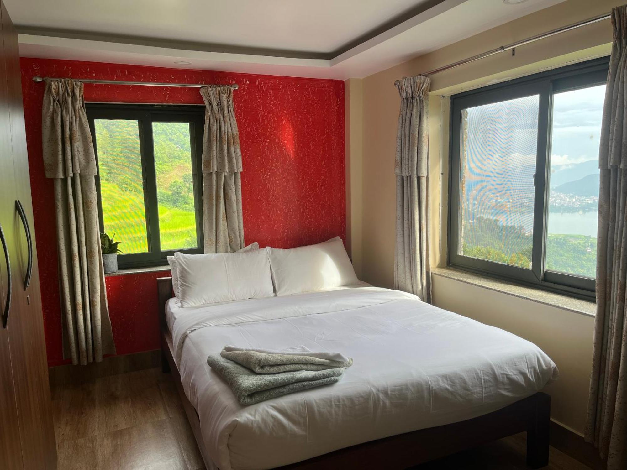 The North Face Inn'S Homestay Pokhara Exterior photo
